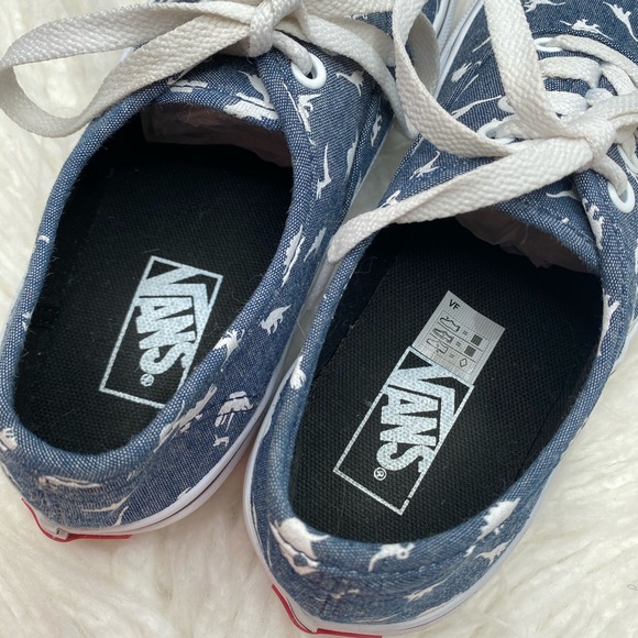 Kids Vans Shoes - Picture 10 of 12